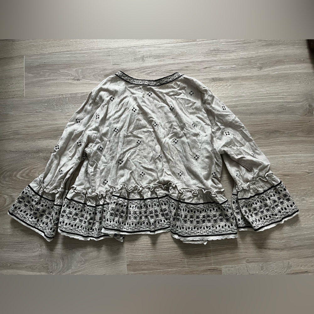 Pilcro Anthropologie Women’s Cropped Eyelet Kimono Boho - Medium/Large - Picture 11 of 11